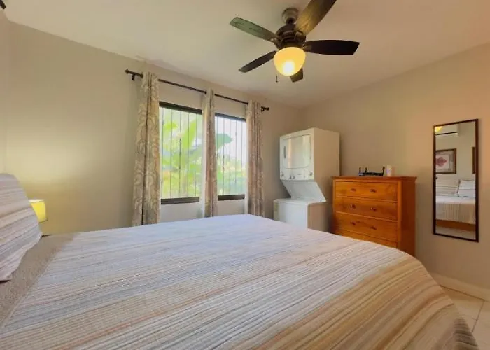 Valle Azul #13 2 Bed 2 Bath Ground Floor Apartamento *